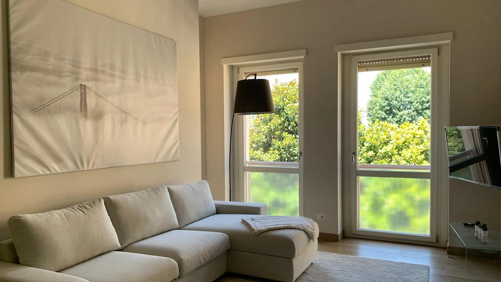 Apartament Pindemonte 2 Trilo Mediolan 0*,  Włochy